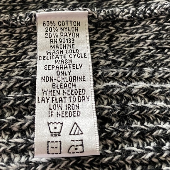 Women's Black/White Tweed 30" Long Open Vest Size M - Picture 12 of 12